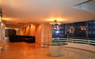 4 Bedroom Apartment in Musgrave
