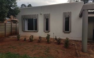 3 Bedroom House in Doornpoort and surrounds