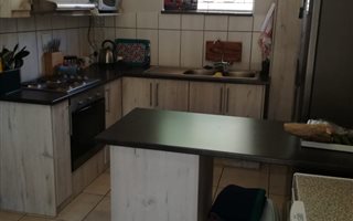 2 Bedroom Flat in Carters Glen