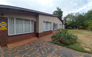 4 Bedroom House in Valhalla