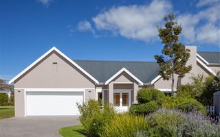3 Bedroom House in Kingswood Golf Estate