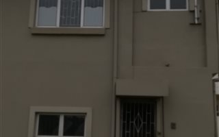 145 m² Office Space in Amanzimtoti