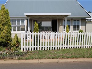 3 Bed House in Caledon Estate