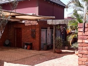 2 Bedroom House in The Orchards
