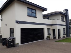 3 Bed House in Amberfield Valley