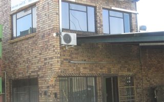 1040 m² Commercial space in Benoni South