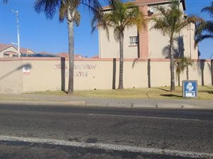 2 Bed Townhouse in Ormonde