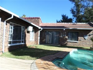 3 Bed House in Brackenhurst