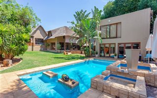 5 Bedroom House in Magaliessig