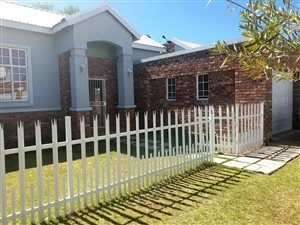 3 Bed Townhouse in La Hoff