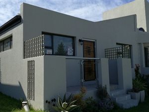 1 Bed Garden Cottage in De Bron