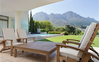 4 Bedroom House in Erinvale Estate