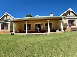 4 Bed House in Underberg