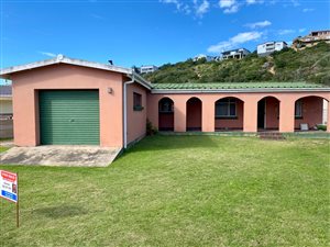 3 Bed House in Great Brak River