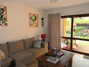 2 Bed Apartment in Pineslopes