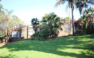 4 Bedroom House in Erasmusrand