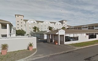 2 Bedroom Apartment in Strand North