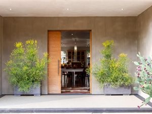 4 Bed House in Waterkloof Ridge
