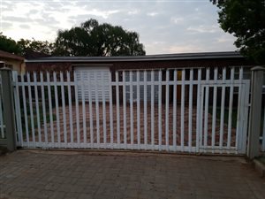3 Bed House in Rensburg
