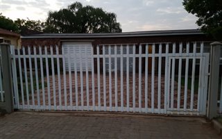 3 Bedroom House in Rensburg