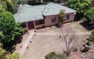 4 Bedroom House in Kingswood