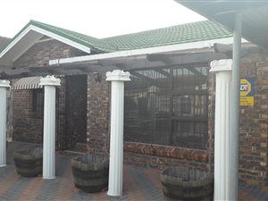 4 Bed House in Goodwood