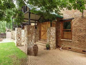 3 Bed House in Heidelberg Central