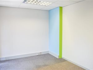 169 m² Commercial space in Pinetown Central