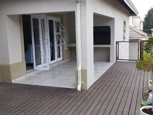 3 Bed House in Paradise Valley