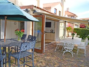 2 Bed Apartment in Seaside Longships