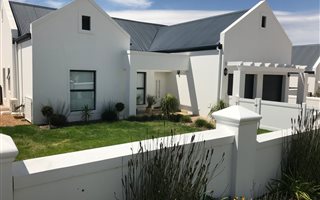 3 Bedroom House in Croydon Olive Estate