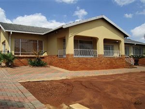 4 Bed Cluster in Wonderboom