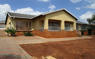 4 Bedroom Cluster in Wonderboom