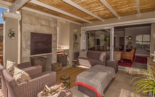 3 Bedroom House in Schoongezicht