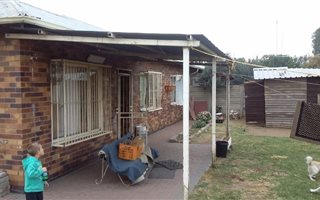 3 Bedroom House in Vanderbijlpark CW5