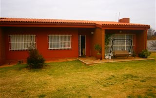 3 Bedroom House in Hillshaven