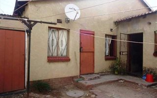 3 Bedroom House in Tembisa