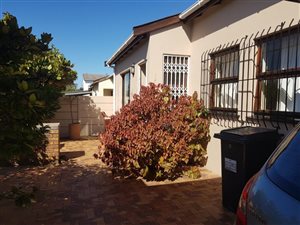 2 Bed House in Rondebosch