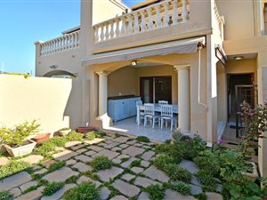 3 Bed Cluster in Fairmount