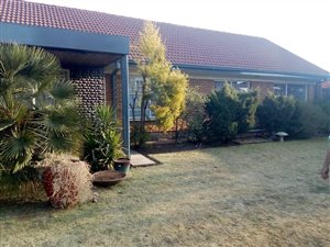 5 Bed House in Petersfield