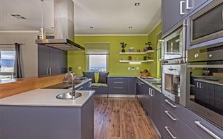 6 Bedroom House in Meerhof Estate