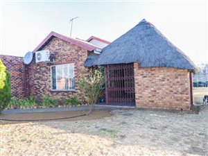 3 Bed House in Waldrift