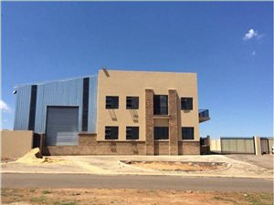 1138 m² Industrial space in Clayville