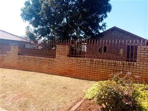 3 Bed House in Chantelle