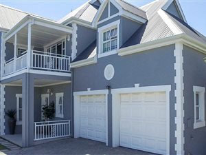 3 Bed House in Greenways Golf Estate