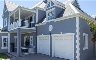 3 Bedroom House in Greenways Golf Estate