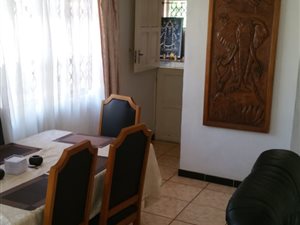 4 Bed House in Grove End