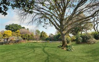1884 m² Land available in Westcliff