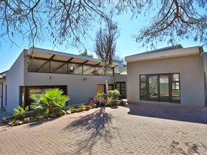 240 m² Commercial space in Greenside