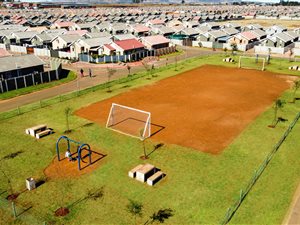 4 Bed House in Katlehong
